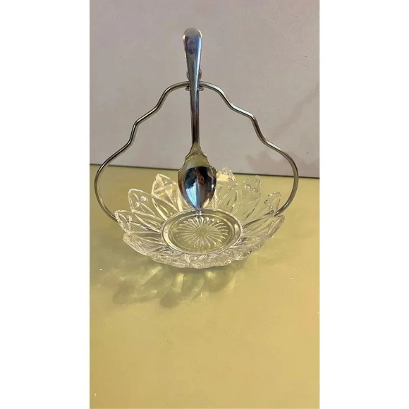 VTG Condiment candy Server 3 pc. Set Holder, Spoon, and Glass Dish Chrome Sheffi - Picture 4 of 11